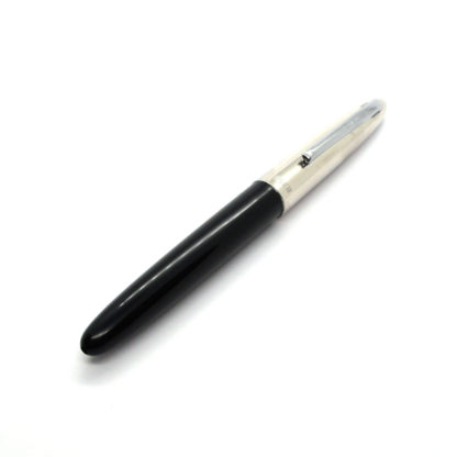 Hero 366 Fountain Pen (Black) Closed
