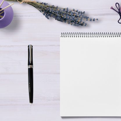 Writing with Baoer-3035-Fountain-Pen