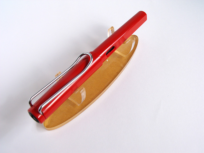 Pen-Display-Holder