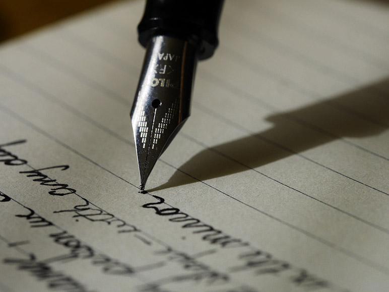 fountain-pen---write-a-letter