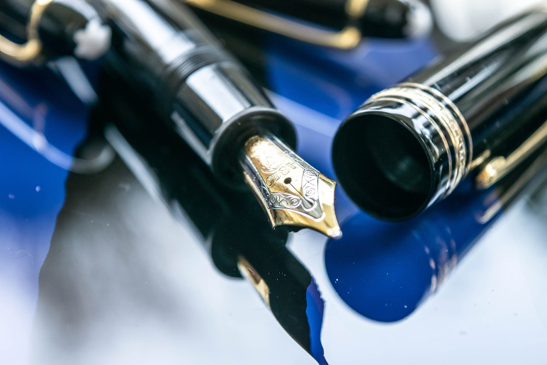 disassemble your fountain pen